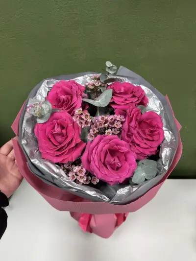 Бутик за цветя FloraLab