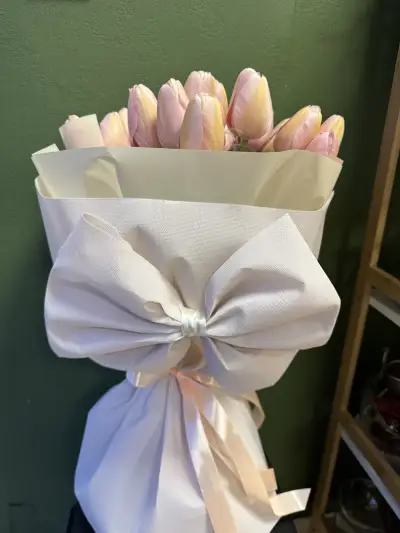 Бутик за цветя FloraLab