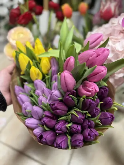 Бутик за цветя FloraLab