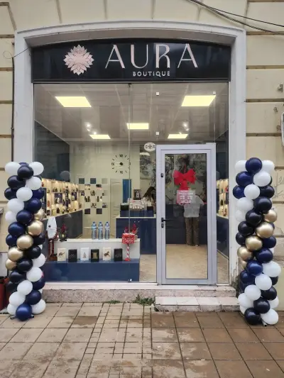 Aura Boutique