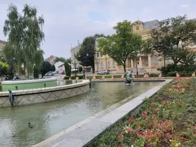 Площад „Княз Александър Батенберг“