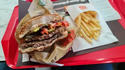 Burger King Holiday Park - Krasno selo
