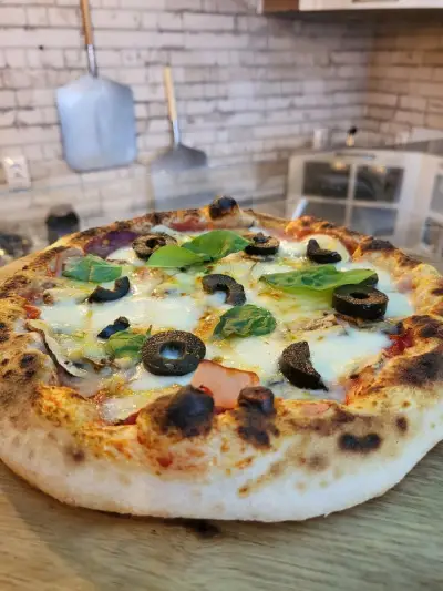 Pizza Di Napoli
