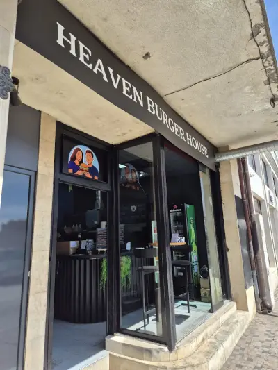 Heaven Burger House