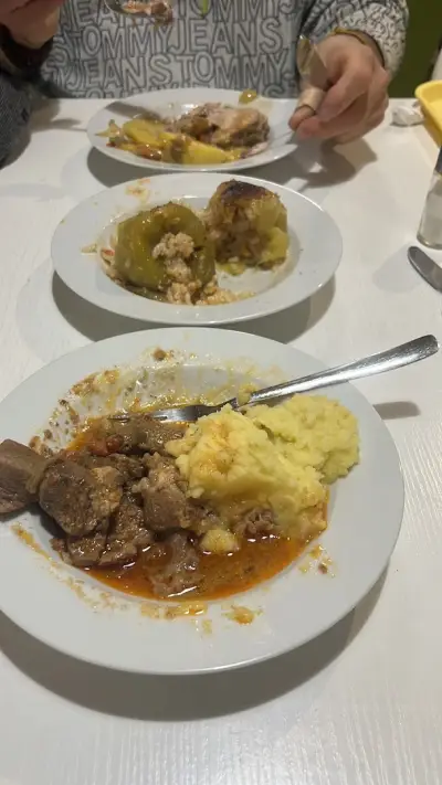 Българска кухня “Баба Вуна”- Банско(Bulgarian cuisine “Baba Vuna”-Bansko)