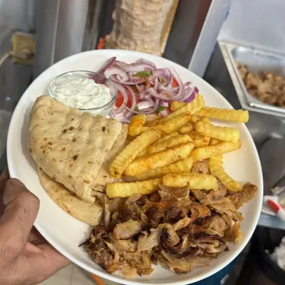 Opa Gyros