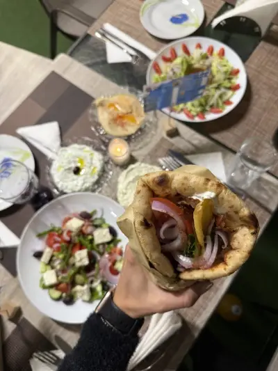 Opa Gyros