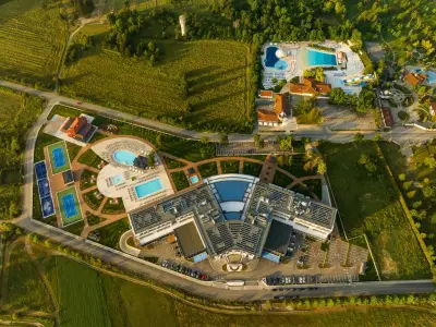 Kings' Valley Medical & Spa Hotel