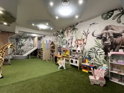 Литъл Джънгъл детски парти клуб