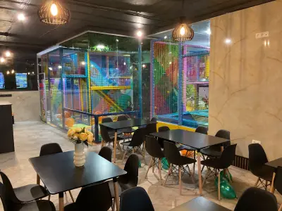 Paradise KIDS Mizia