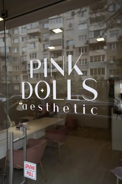 Pink Dolls Aesthetic