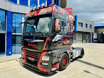 HEROS TRUCKS