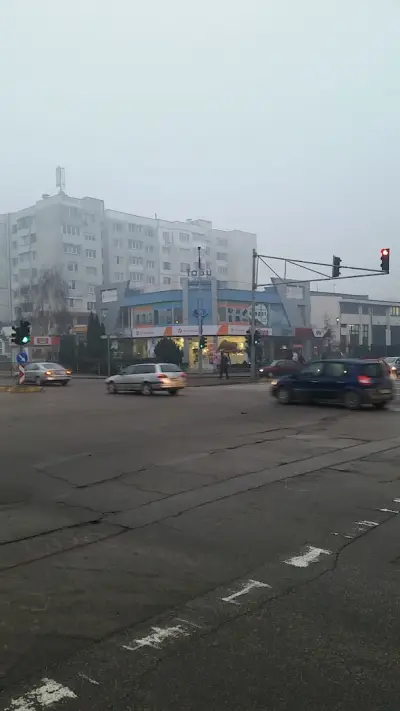 Търговски център Таби