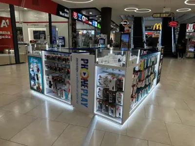 Phoneplay-West MAll