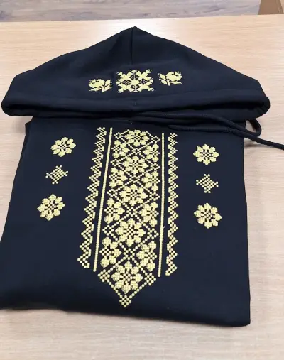 Kate's Embroidery Машинна бродерия