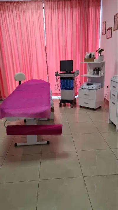 Anelia Style | Лазерна епилация | Процедури за лице | Лифтинг масаж | Hydrafacial | Микронидлинг | Антицелулитни