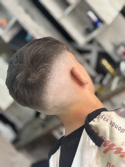 | VESSOO ‘ BARBERSHOP |