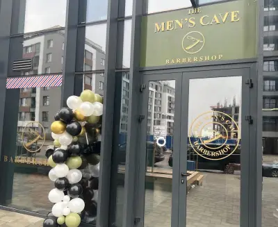 The Men’s Cave 51 Barbeshop