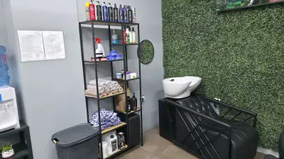 The Razor- Barber shop