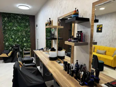 BARBER HUB
