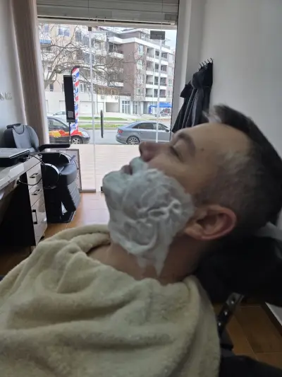 "Master Barber" Кърджали