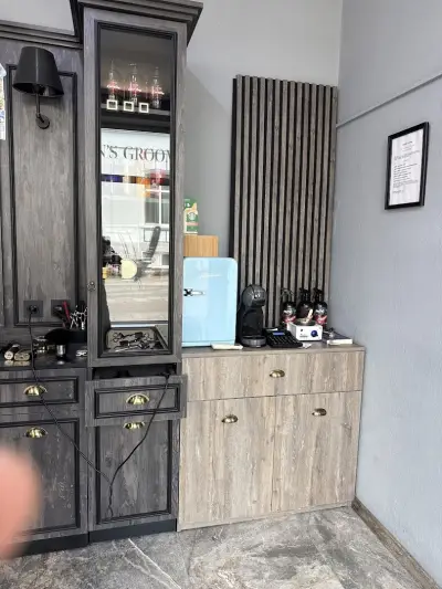 Kovachev’s Barber Shop