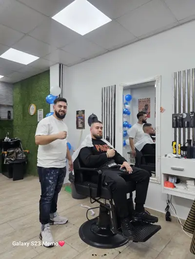 M&R BROTHERS BARBER SHOP