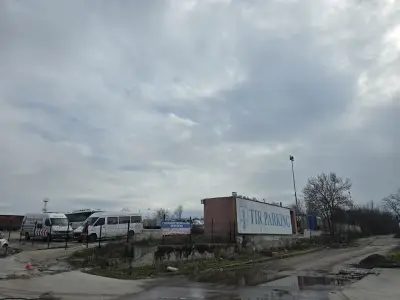 TIR PARKING 310