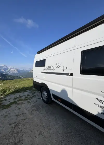 BohoadVANtures