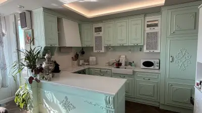 БИЖУ - Мебели и Кухни по поръчка