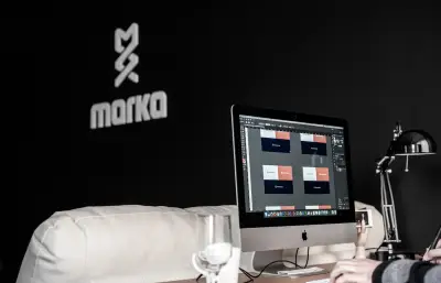 Марка Колектив