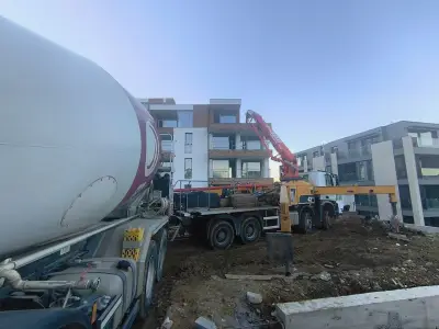УнНИМАСТЕР ЕООД Unimaster ltd, транспортни услуги, строителство ремонти .мазилки , замазки фаянс, фасадна изолация,