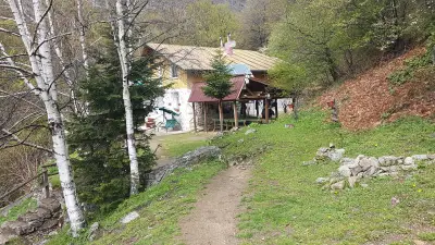 хижа „Равнец“