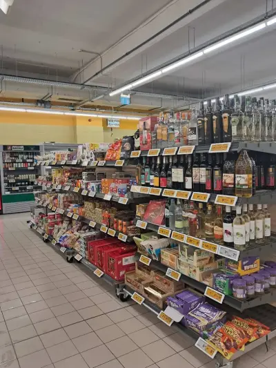 T MARKET
