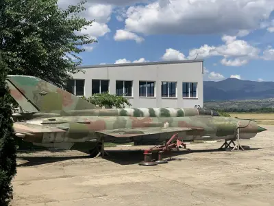 Летище Казанлък