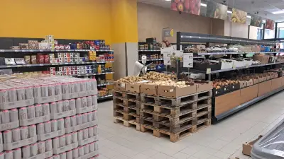 Т MARKET