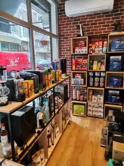 COFFEE STRONG SHOPS