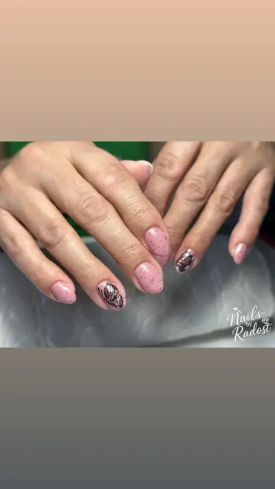 Nails by Radost