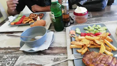 Гостилница "Черпака" - The Ladle Inn