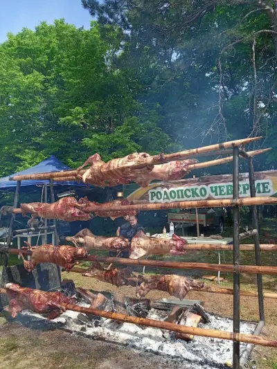 ПЕТРОПАВЛОВСКИ СЪБОР