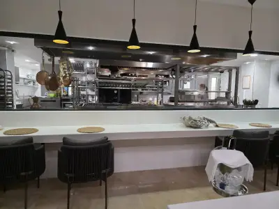 Niki Mediterranean Restaurant, “При Пейо”