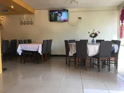 Тиан Хъ