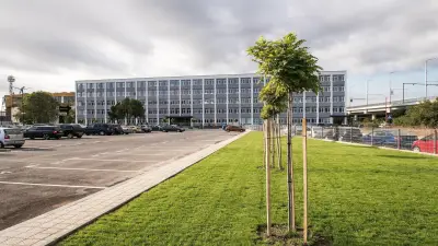 Булпорт Бизнес сграда