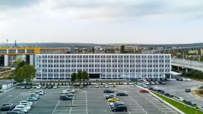 Булпорт Бизнес сграда