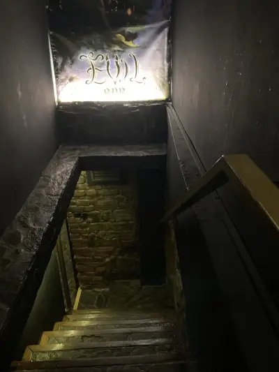 EVIL BAR