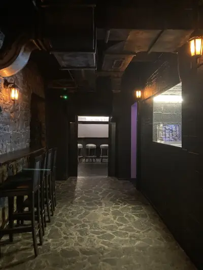 EVIL BAR