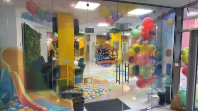 Party Grande