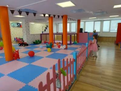 Детски Център TraLaLa Kids