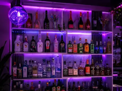 Club Purple Bar & Billiard