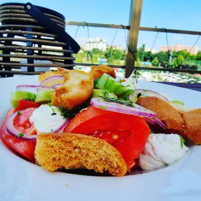 AQUA BEACH BAR AND DINNER